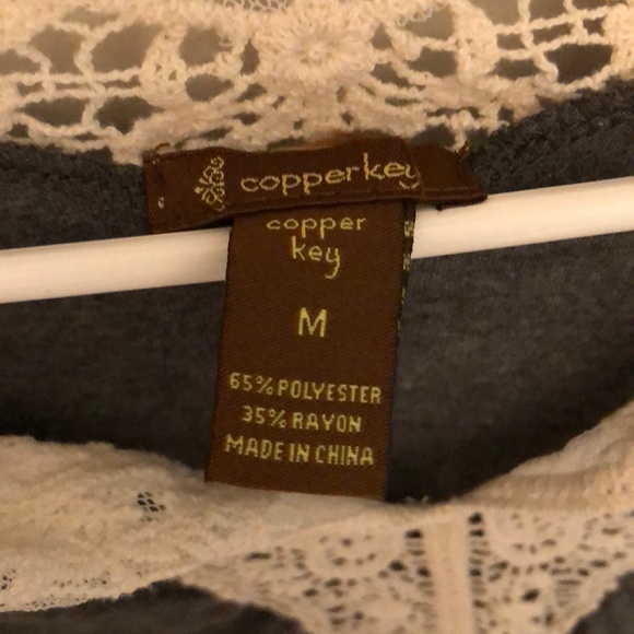 Blouse - Picture 3 of 3